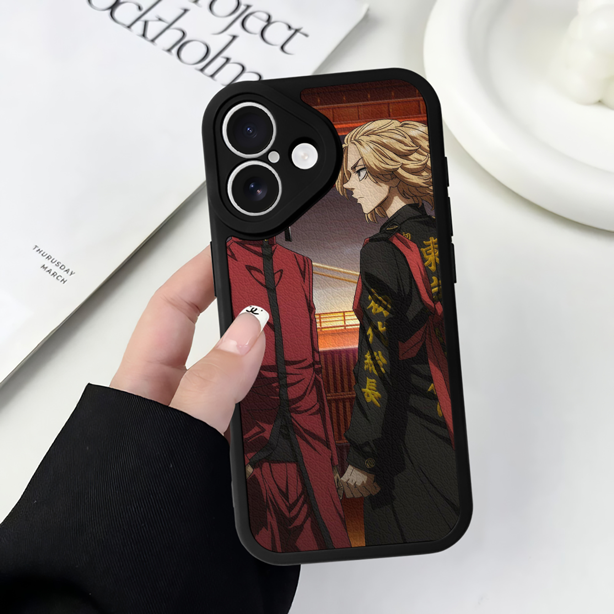 （画像用） 東京リベンジャーズ Tokyo Revengers 【iPhone 16シリーズ対応】シリコンスマホケース（レザー調） 材質：シリコン